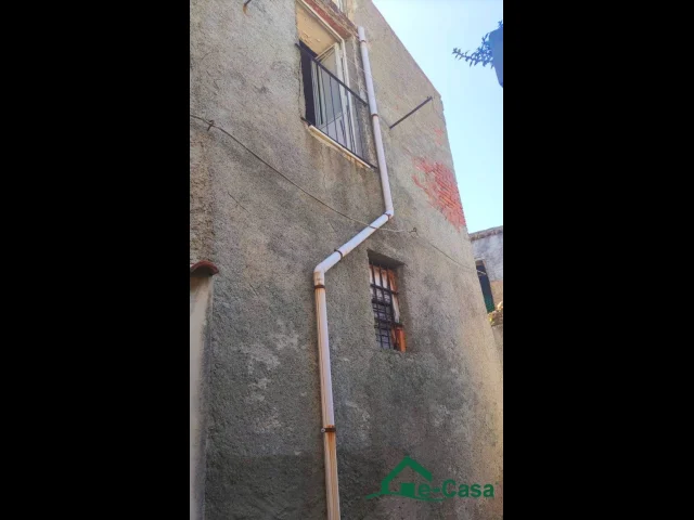 Appartamenti in Vendita - Vendesi casa da ristrutturare a san martino, spadafora