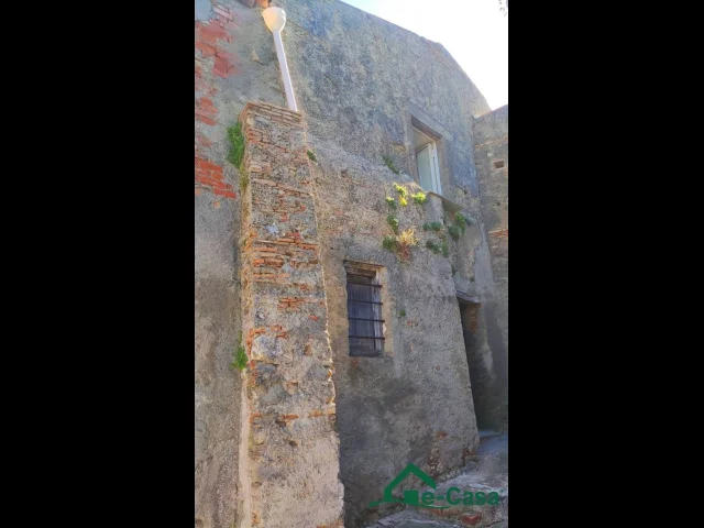 Appartamenti in Vendita - Vendesi casa da ristrutturare a san martino, spadafora