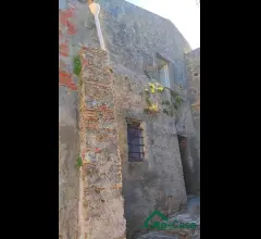 Appartamenti in Vendita - Vendesi casa da ristrutturare a san martino, spadafora