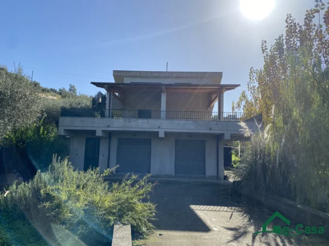 Appartamenti in Vendita - 🏡 prestigiosa villa con terreno a saponara - in contrada canicari 🌿