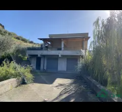 Appartamenti in Vendita - 🏡 prestigiosa villa con terreno a saponara - in contrada canicari 🌿