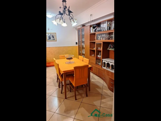 Appartamenti in Vendita - Vsa337 villaggio aldisio, piano terra con ampio cortile