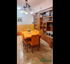 Appartamenti in Vendita - Vsa337 villaggio aldisio, piano terra con ampio cortile
