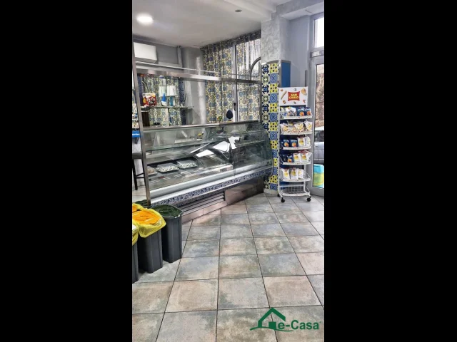 Appartamenti in Vendita - Vsa353 bar pasticceria gelateria (attivita' )