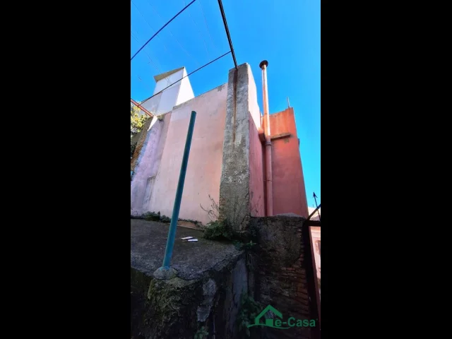 Appartamenti in Vendita - Vsa359 galati s.lucia , casa singola su due piani