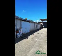 Appartamenti in Vendita - Vsa373 messina centro, deposito 100 mq con accesso carrabile