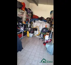 Appartamenti in Vendita - Vsa373 messina centro, deposito 100 mq con accesso carrabile