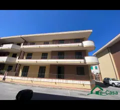Appartamenti in Vendita - Palazzina indipendente in vendita a villafranca tirrena (me)via giuseppe calasanzio vsg397