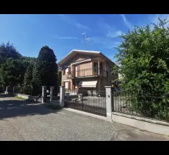 Appartamenti in Vendita - Casa singola