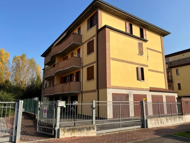 Bilocale - correggio