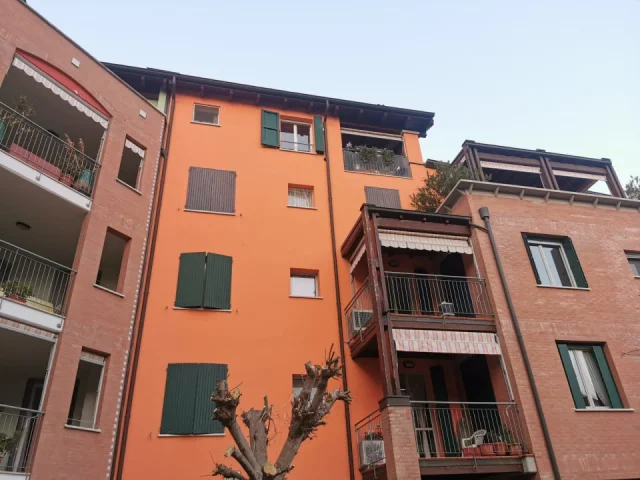 Attico con terrazzo - correggio