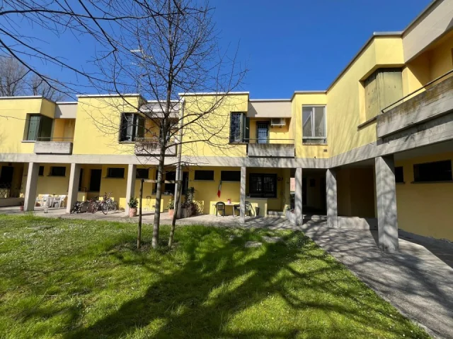 Villetta a schiera - correggio