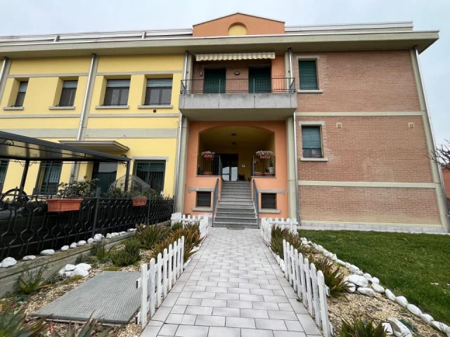Appartamenti in Vendita - 3 camere - correggio