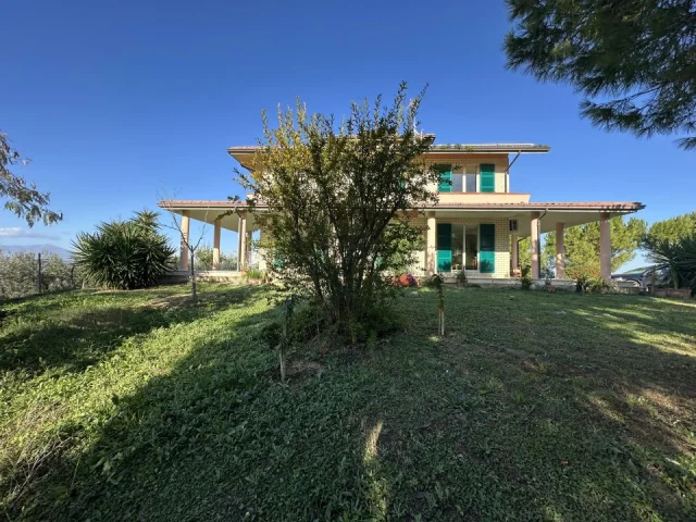 Appartamenti in Vendita - Villa esclusiva vista mare