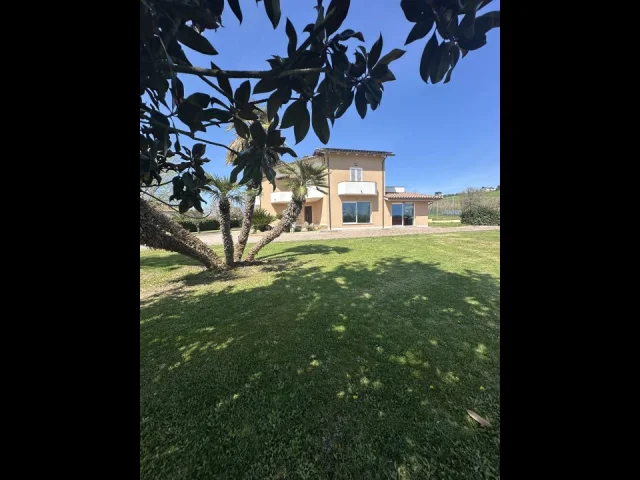 Villa moderna in vendita (special house)