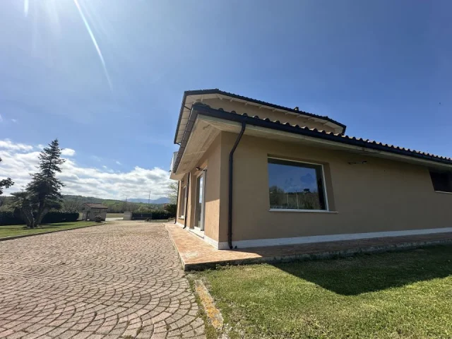 Appartamenti in Vendita - Villa moderna in vendita (special house)