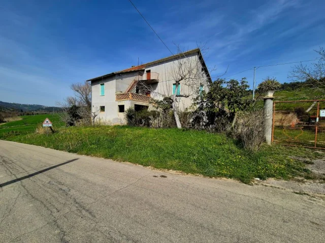 Appartamenti in Vendita - Honey house