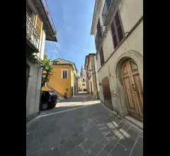 Casa in centro storico in vendita