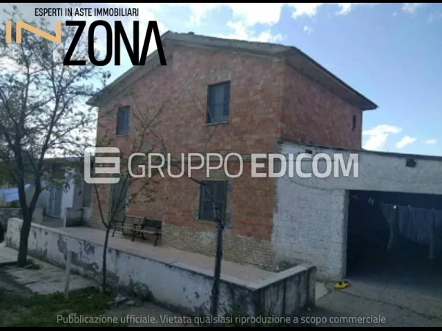 Abitazione di tipo economico - contrada mezzana grande