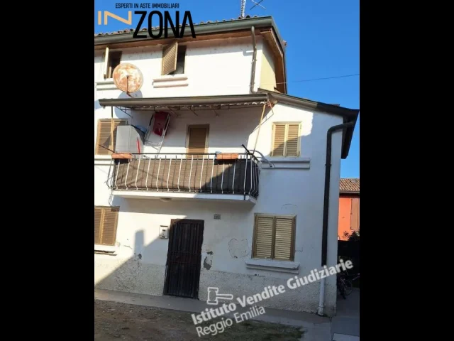Appartamenti in Vendita - Abitazione di tipo civile - via mazzini, 142