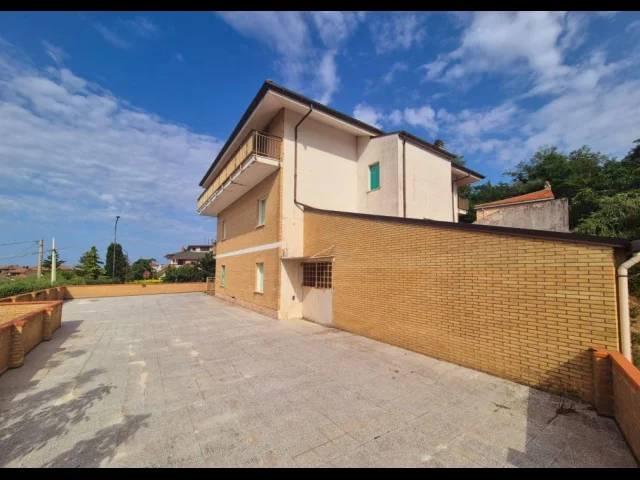 Appartamenti in Vendita - Villa imperiale