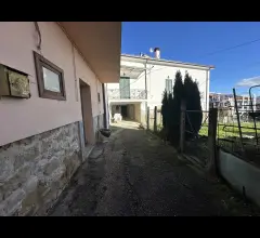 Appartamenti in Vendita - Dimora rurale in vendita a bascianella