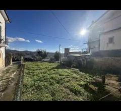 Appartamenti in Vendita - Dimora rurale in vendita a bascianella