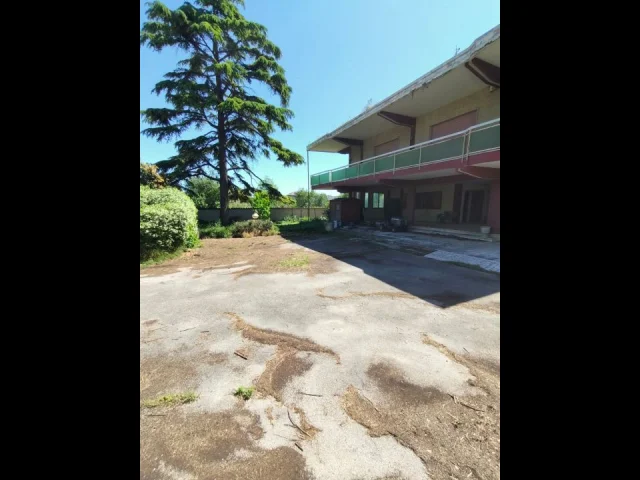 Appartamenti in Vendita - Villa a sambuceto (ch) centro, abruzzo,