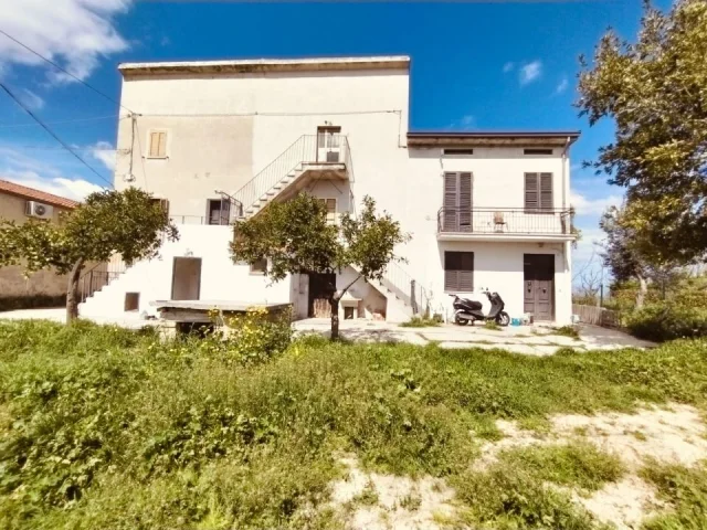 Appartamenti in Vendita - Bifamiliare in frisa (ch), abruzzo, italy