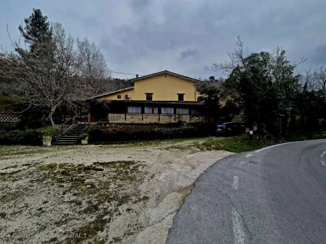 Appartamenti in Vendita - Casa stone
