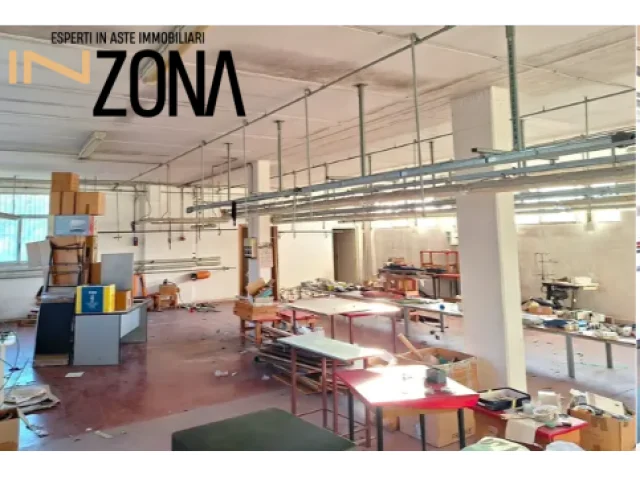 Appartamenti in Vendita - Laboratorio artigiano - via delle maggiolate, n. snc
