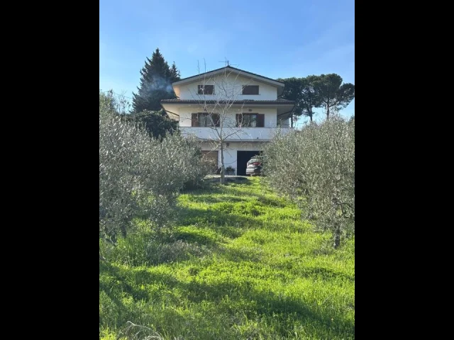 Villa singola con terreno in san giovanni teatino,(ch),
