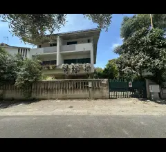 Appartamenti in Vendita - Casa semi-indipendente a tortoreto lido