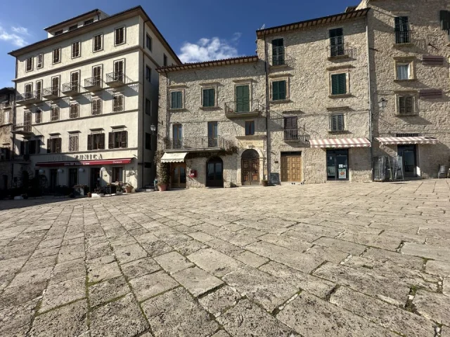 Appartamenti in Vendita - Proprietà in centro a civitella del tronto