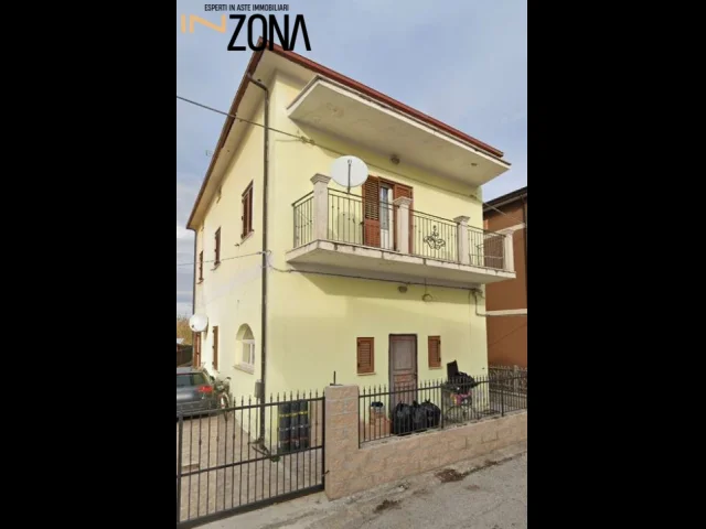 Appartamenti in Vendita - Abitazione di tipo civile - via del carso, 64021 giulianova