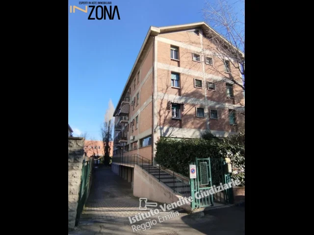 Appartamenti in Vendita - Abitazione di tipo civile - via cefalonia, 18