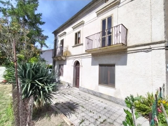 Appartamento con garages a rocca san giovanni
