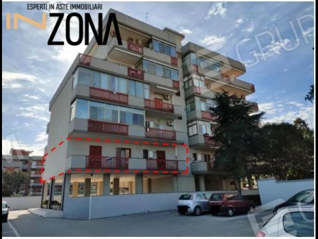 Appartamenti in Vendita - Abitazione di tipo economico - via saverio damiani, 4/b
