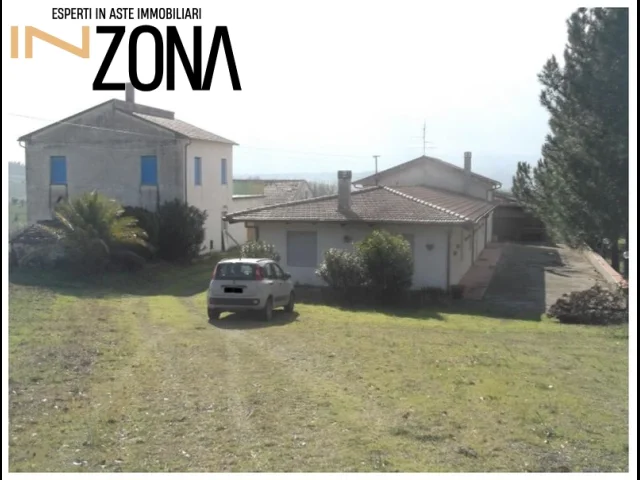 Abitazione in ville - contrada varano, 36,  catignano
