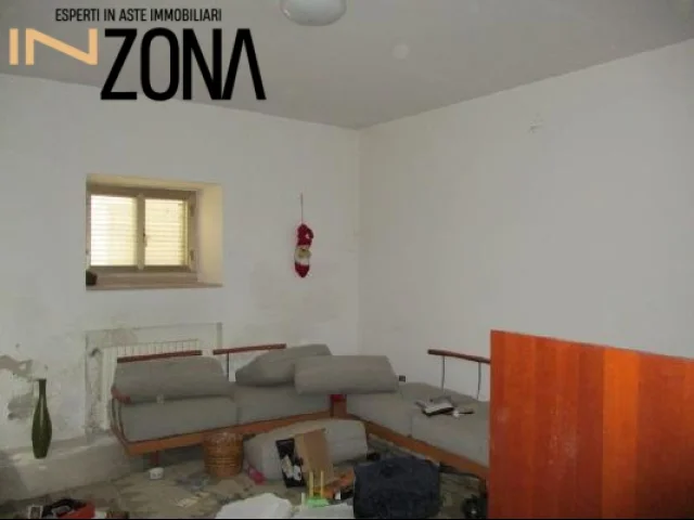 Abitazione  - contrada trosciano superiore,  farindola