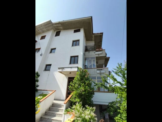 Appartamento al 2 piano in sambuceto, abruzzo (ch)