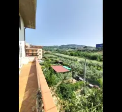 Appartamenti in Vendita - Appartamento al 2 piano in sambuceto, abruzzo (ch)