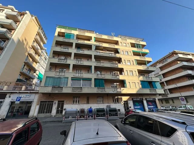 Appartamenti in Vendita - Abitazione di tipo civile - via michele coppino 94