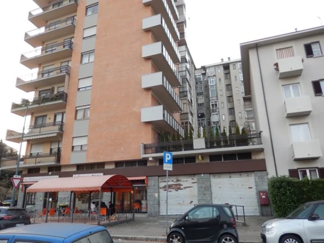Appartamenti in Vendita - Appartamento - via sospello, 123, 10147 torino to, italia