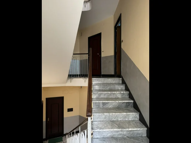 Appartamenti in Vendita - Abitazione di tipo economico - via borsi n. 43