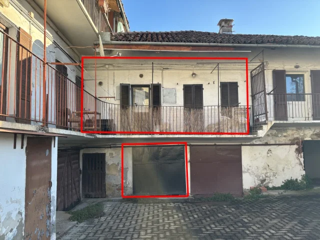 Appartamenti in Vendita - Abitazione di tipo popolare - via nazionale 179