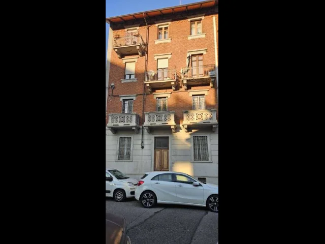 Appartamenti in Vendita - Abitazione di tipo economico - via puccini 11