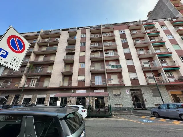 Appartamenti in Vendita - Fabbricato commerciale - via isonzo 91