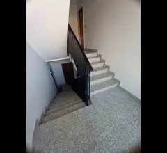 Appartamenti in Vendita - Abitazione di tipo civile - via moncenisio 35