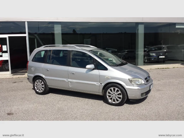 Auto - Opel zafira 2.0 dti elegance 7 posti